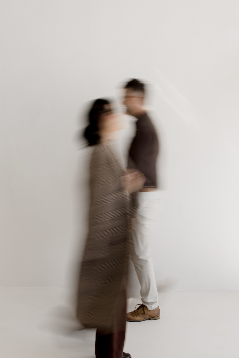 Coachella skincare trends 2026 featuring glowing glazed skin inspired by Hailey Bieber and Biebachella beauty looks